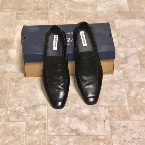 Steve Madden P-Dewel Slip-on Loafers - Picture 4 of 6